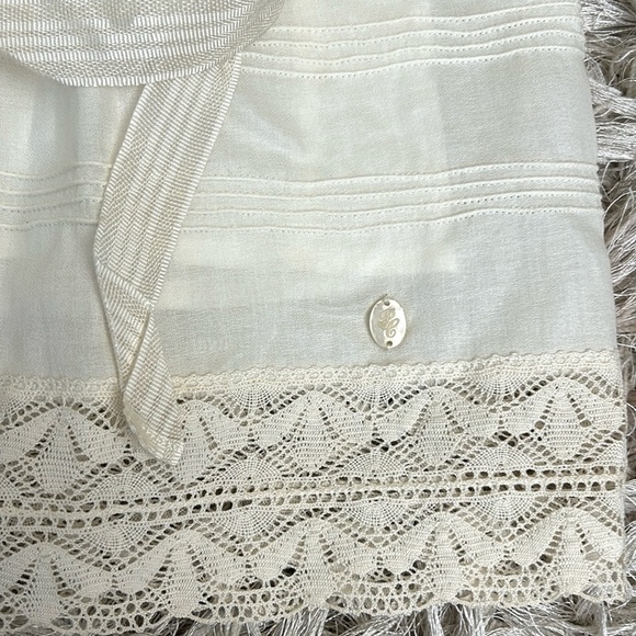 NWT Pili Carrera Heirloom Christening Baptism Gown w/Matching Bonnet&Bloomers 1M - Picture 10 of 14